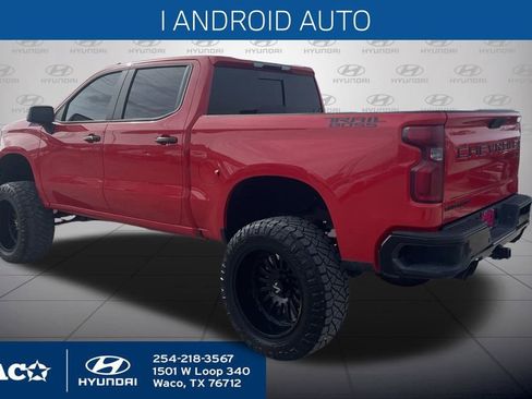 Used 2021 Chevrolet Silverado 1500 LT Trail Boss w/ Convenience Package II image 8
