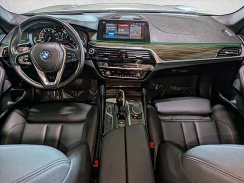 Used 2018 BMW 530e RWD image 15