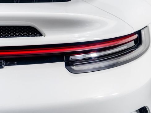 Used 2022 Porsche 911 GT3 RWD image 13