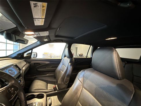 Used 2022 Honda Passport EX-L image 16