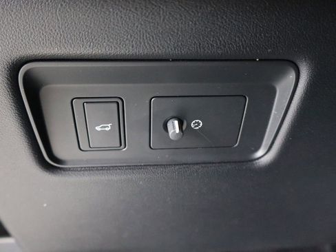 Used 2019 Land Rover Range Rover Sport HSE image 22