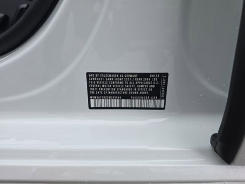 New 2025 Volkswagen GTI SE image 37