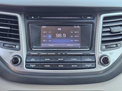 Used 2018 Hyundai Tucson SE AWD/4WD image 31