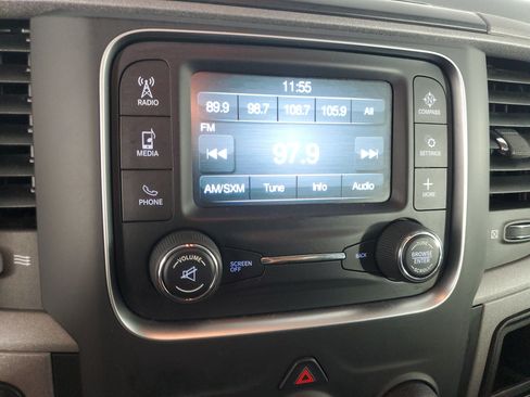 Used 2018 RAM 1500 Express RWD image 19