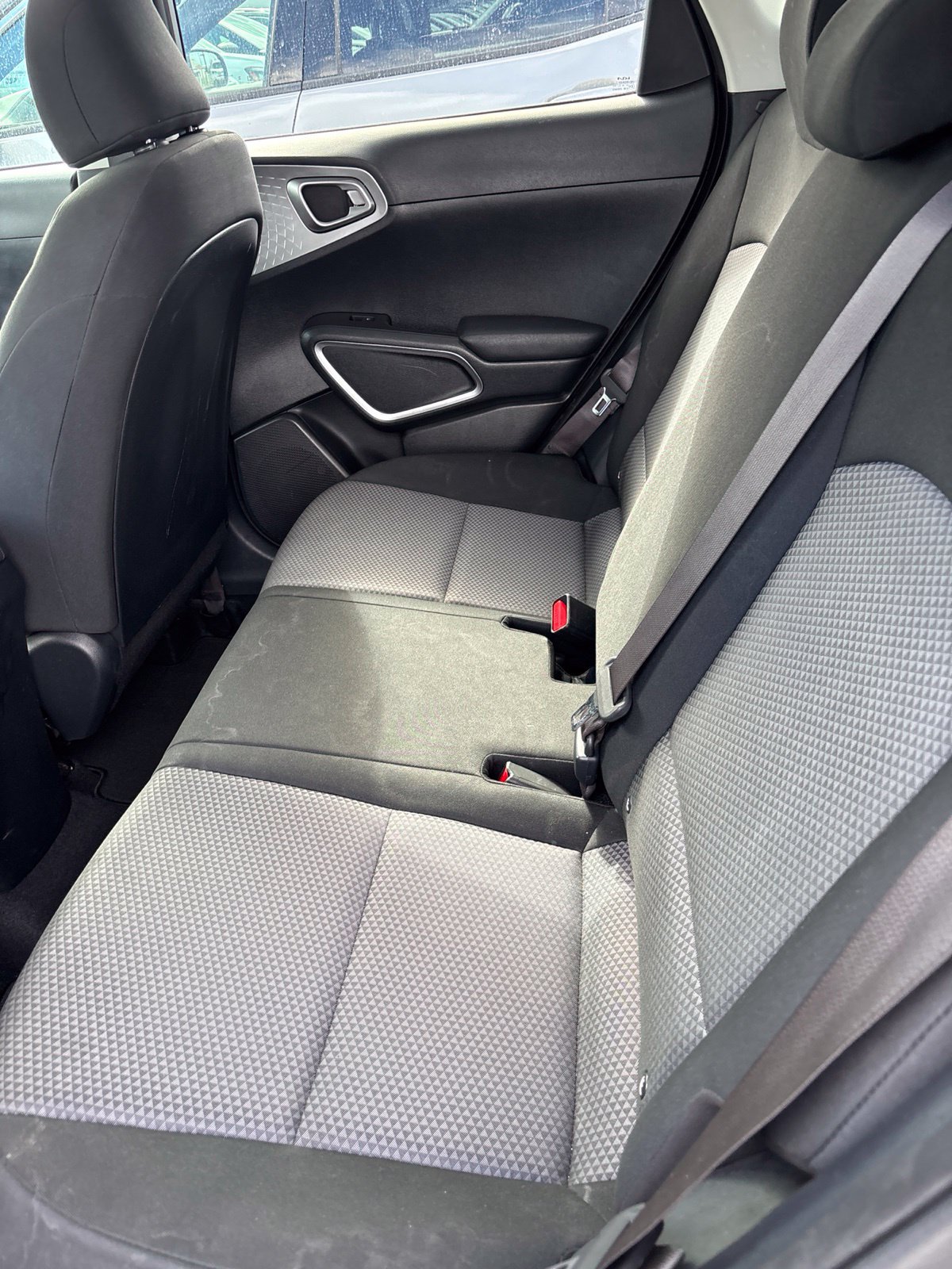 Used 2024 Kia Soul LX w/ LX Technology Package FWD image 8