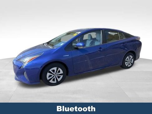 Used 2017 Toyota Prius Four w/ Advanced Technology Package image 3