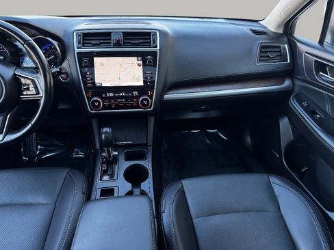 Used 2018 Subaru Outback 2.5i Limited image 21