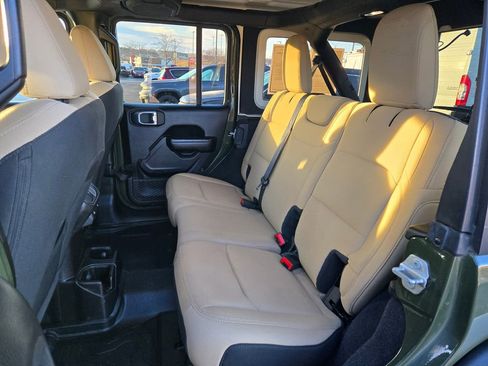 Used 2021 Jeep Wrangler Unlimited Sport image 27