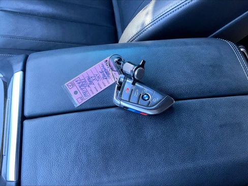 Used 2021 BMW X7 xDrive40i w/ M Sport Package image 14