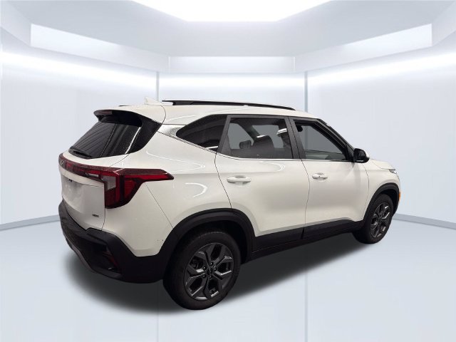 Certified 2024 Kia Seltos S AWD/4WD image 6