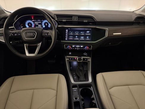 Certified 2025 Audi Q3 2.0T Premium w/ Convenience Package AWD/4WD image 27