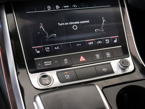 Used 2022 Audi Q8 Premium Plus w/ Premium Plus Package image 8