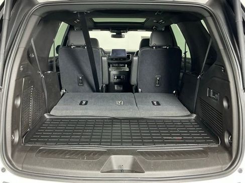 Used 2021 GMC Yukon SLT w/ SLT Luxury Plus Package RWD image 27