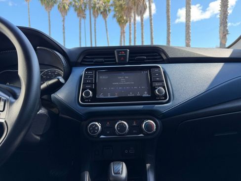 Used 2025 Nissan Versa SV FWD image 17