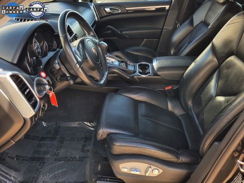 Used 2012 Porsche Cayenne image 25
