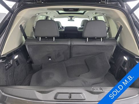 Used 2021 BMW X7 xDrive40i w/ Executive Package 2 AWD/4WD image 17