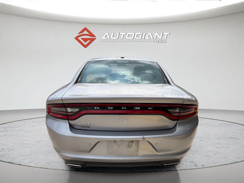 Used 2016 Dodge Charger SE w/ Popular Equipment Group RWD image 7