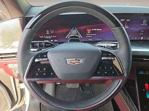 Used 2025 Cadillac Escalade Sport AWD/4WD image 21