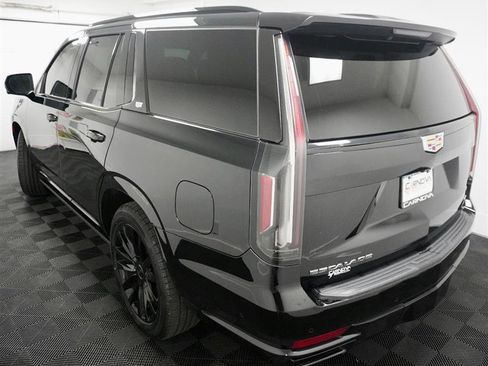 Used 2021 Cadillac Escalade Premium Luxury w/ Driver Assist Tech Package image 6