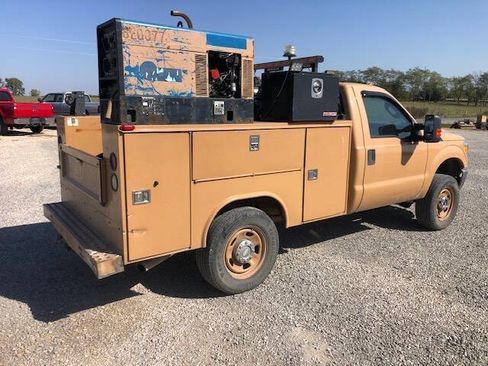 Used 2016 Ford F350 XL AWD/4WD image 4