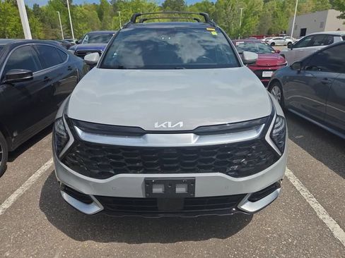 Used 2024 Kia Sportage SX image 8