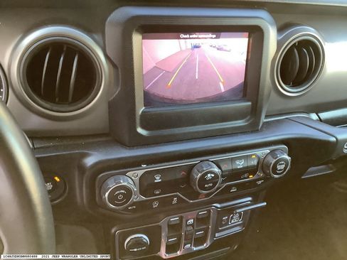 Used 2021 Jeep Wrangler Unlimited Sport AWD/4WD image 14