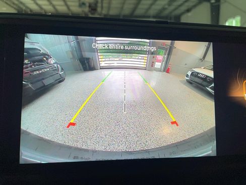 Used 2025 Jeep Wrangler Unlimited Sport AWD/4WD image 16