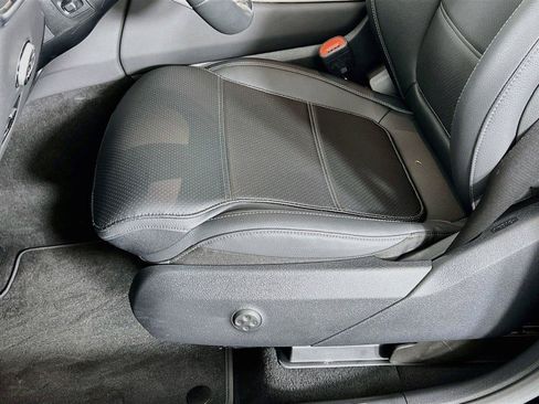 Certified 2026 Mercedes-Benz GLC 300 4MATIC image 22