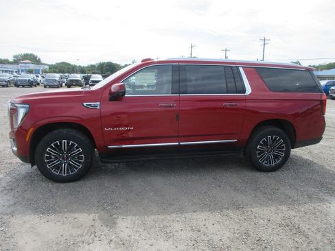 New 2026 GMC Yukon XL Elevation w/ Elevation Premium Package AWD/4WD image 7