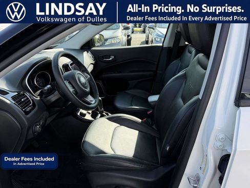 Used 2019 Jeep Compass Limited AWD/4WD image 9