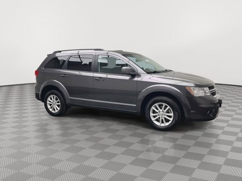 Used 2014 Dodge Journey SXT w/ Flexible Seating Group image 37