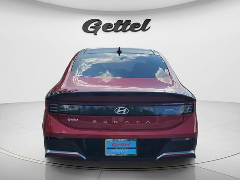 Certified 2026 Hyundai Sonata Limited FWD image 8