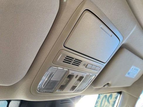 Used 2020 Honda CR-V EX-L image 16