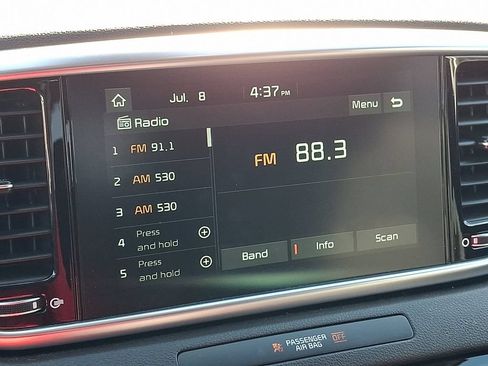 Used 2020 Kia Sportage EX AWD/4WD image 16