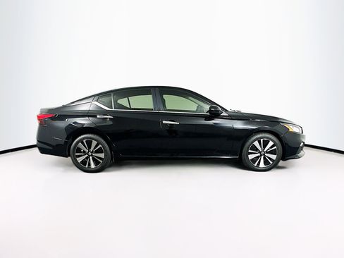 Used 2021 Nissan Altima 2.5 SV FWD image 10