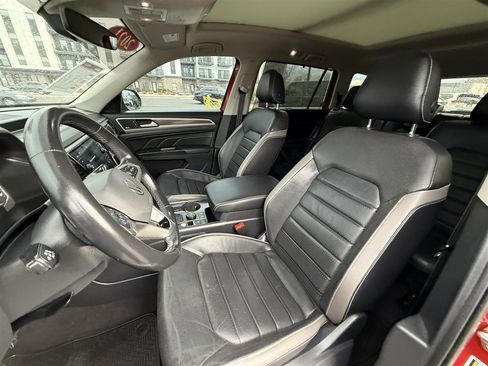 Used 2021 Volkswagen Atlas SEL Premium image 23