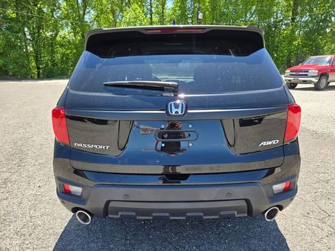 Used 2023 Honda Passport EX-L image 6