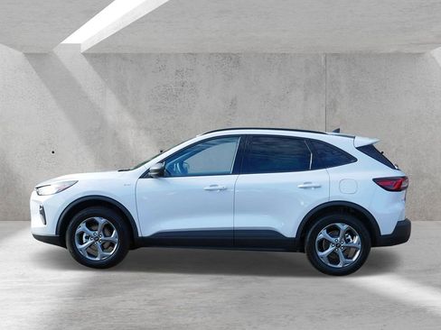 Certified 2025 Ford Escape ST-Line AWD/4WD image 5