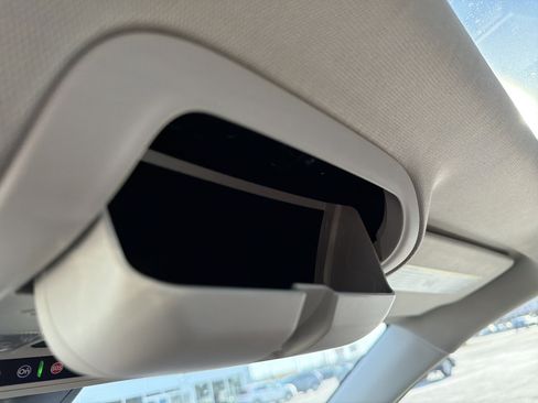 Used 2023 GMC Acadia Denali w/ Denali Technology Package FWD image 57