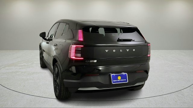 New 2026 Volvo EX30 Cross Country Ultra w/ Protection Package Premier AWD/4WD image 5