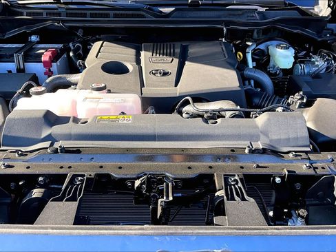 New 2026 Toyota Tundra Platinum image 17