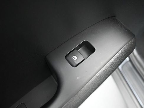 Used 2023 Kia Soul LX FWD image 10