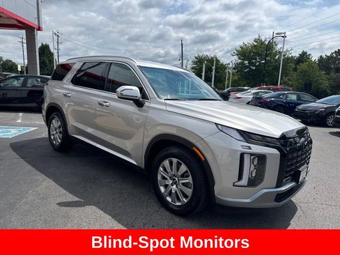 Used 2025 Hyundai Palisade SEL FWD image 9