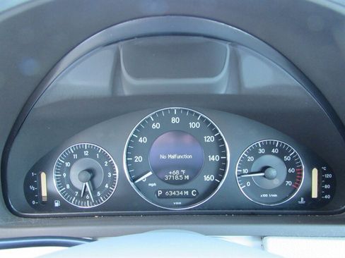 Used 2004 Mercedes-Benz CLK 500 Coupe image 14