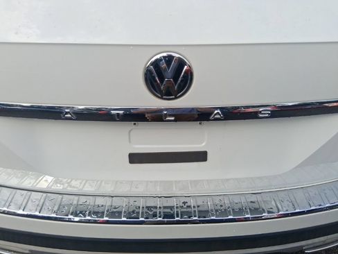 Used 2019 Volkswagen Atlas SE w/ Towing Package FWD image 10