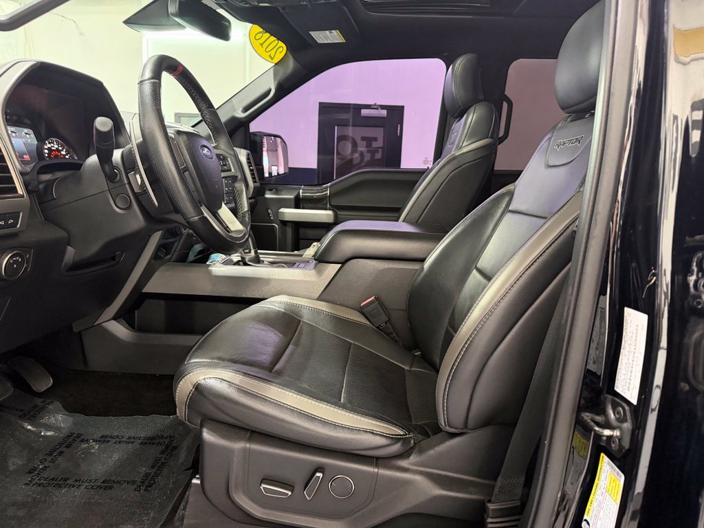 Used 2018 Ford F150 Raptor w/ Equipment Group 802A Luxury AWD/4WD image 34
