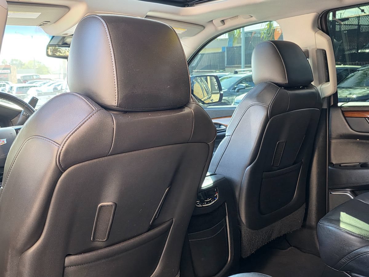 Used 2018 Cadillac Escalade Luxury RWD image 28