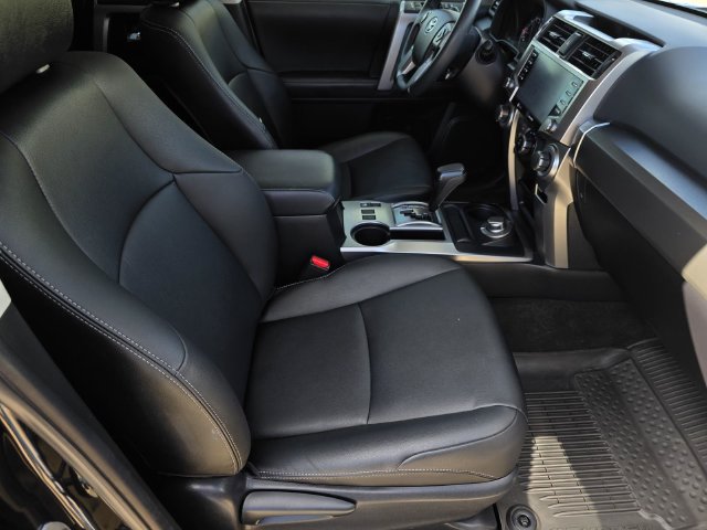 Used 2023 Toyota 4Runner TRD Sport w/ Technology Package AWD/4WD image 29