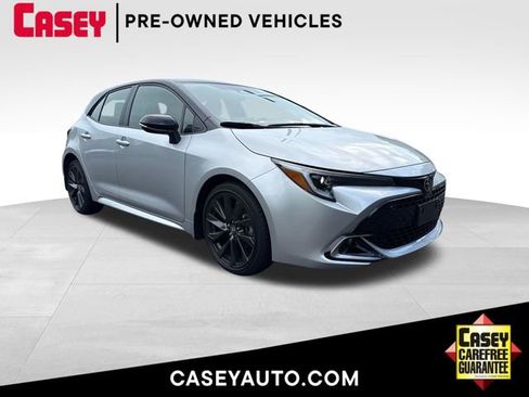 Used 2025 Toyota Corolla XSE FWD image 1