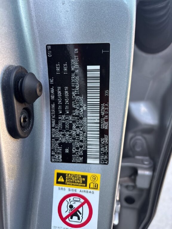 Used 2018 Toyota Highlander Plus AWD/4WD image 28